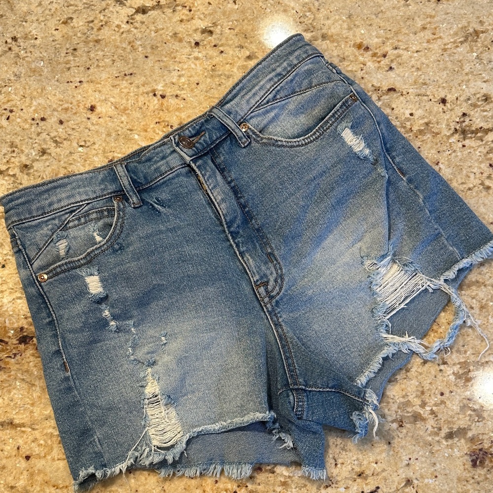 Sofia by Sofia Vergara Blue Distressed Jean Shorts